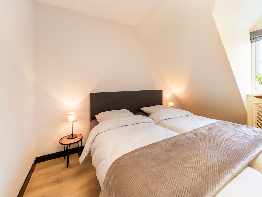 Beautiful Villa in Drunen With Private Heated Pool view 4