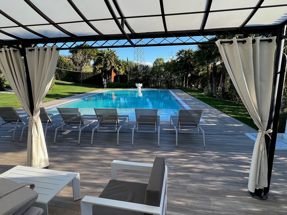 Villa Angela - Italian Homing