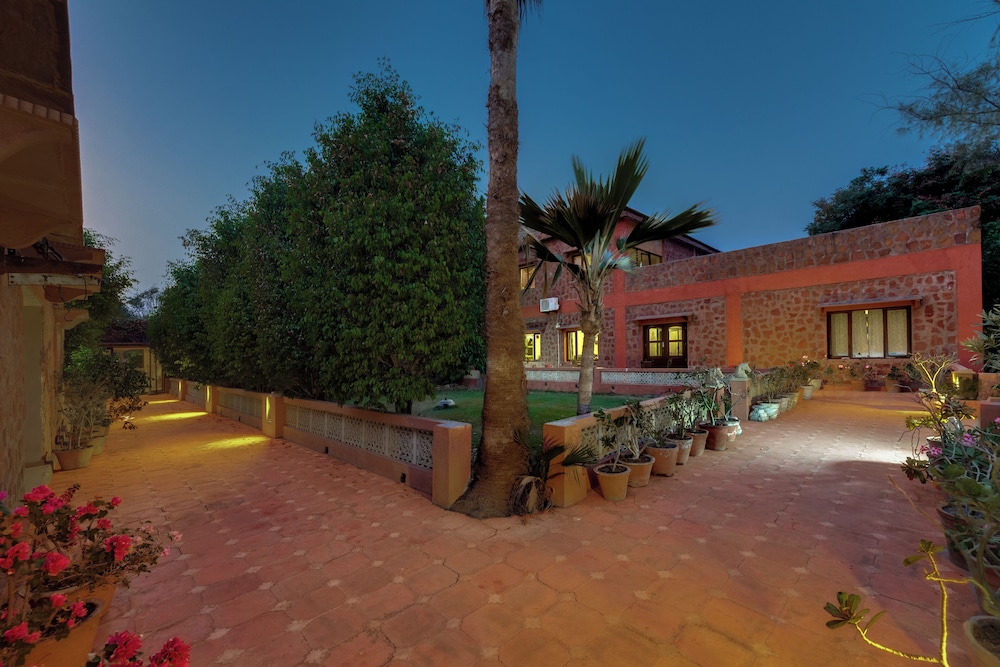 Royal Safari Lakeside Resort- Little Rann of Kutch