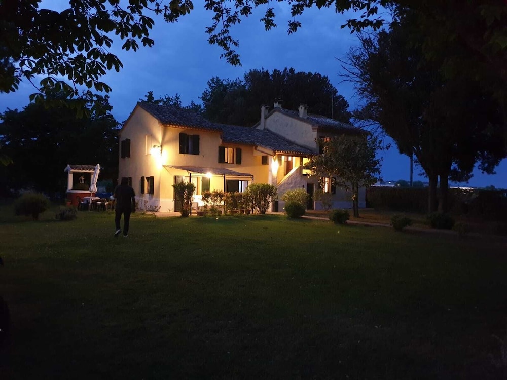 La Valle Del Poeta