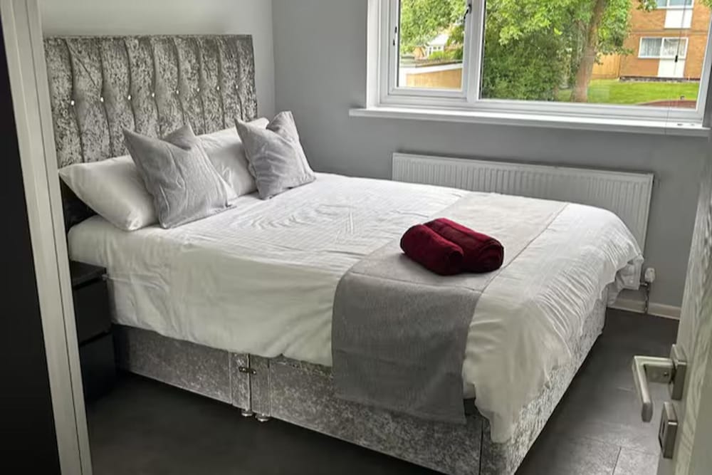 3 Bed-sleeps 6-hot Tub-pet Friendly-parking