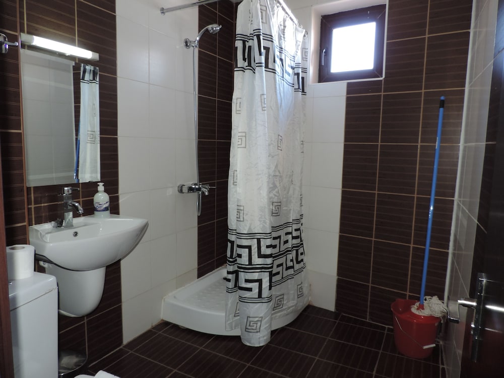 Gondola Apartments & Suites view 5