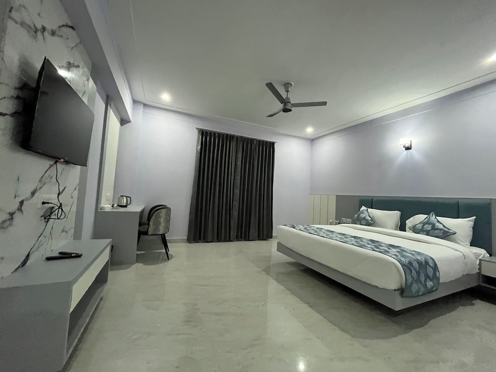Sunrise Dreamworld Resort
