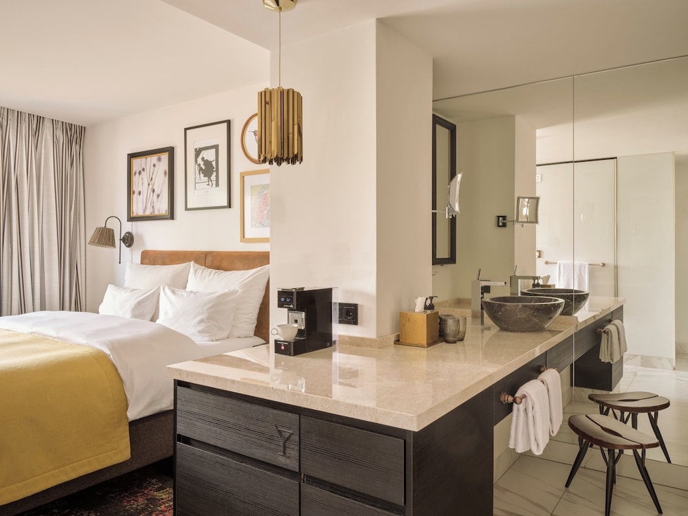 Hamburg Vacations - The Nikolai Hotel Hamburg, Leonardo Limited Edition - Property Image 35