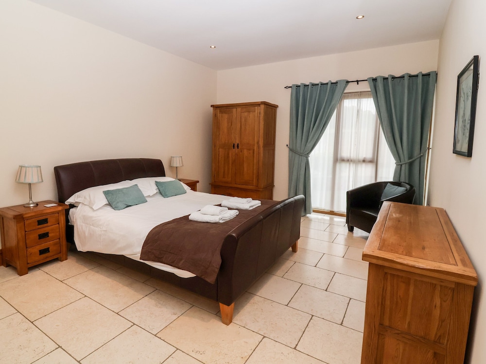 Mistal Cottage