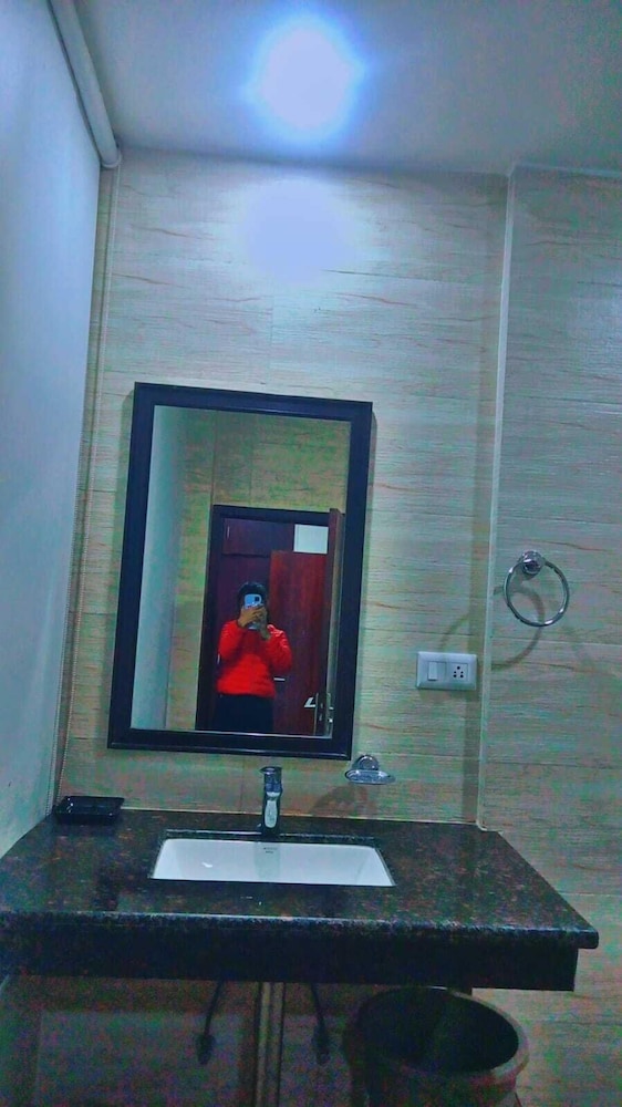 Diamond Vaishali