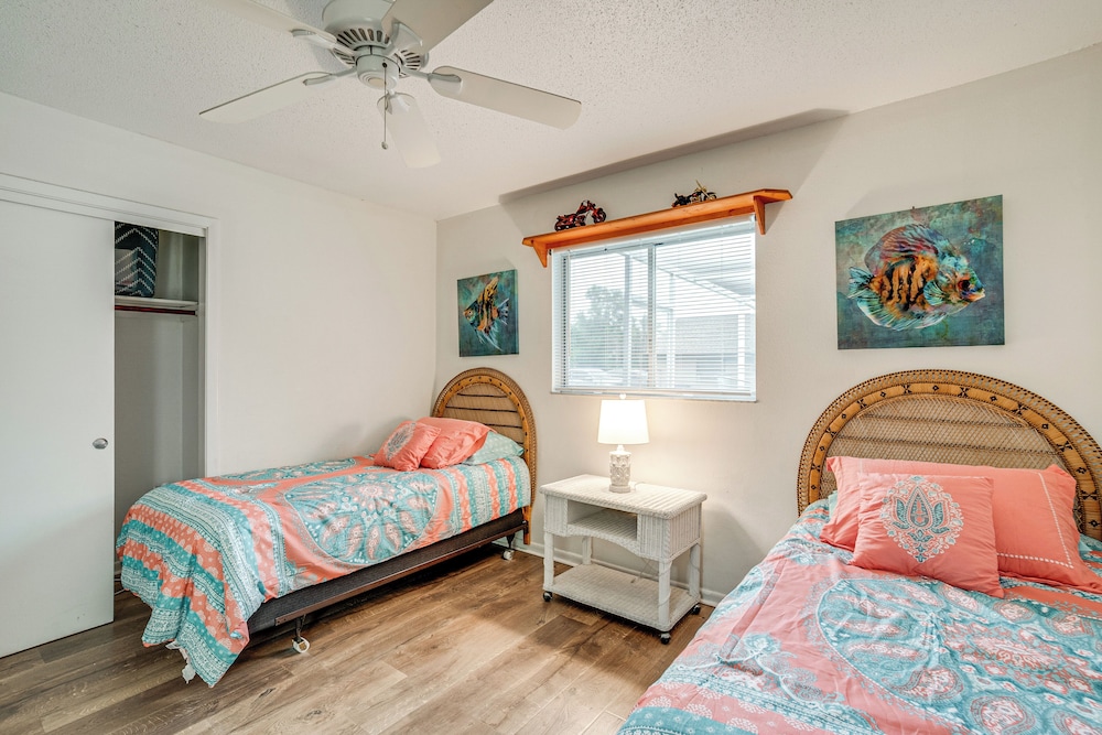 2 Mi to Beach: Home w/ Pool in Venice