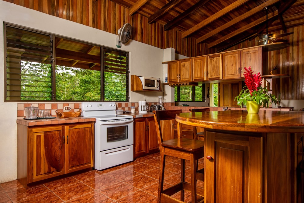 Hummingbird Hacienda view 4