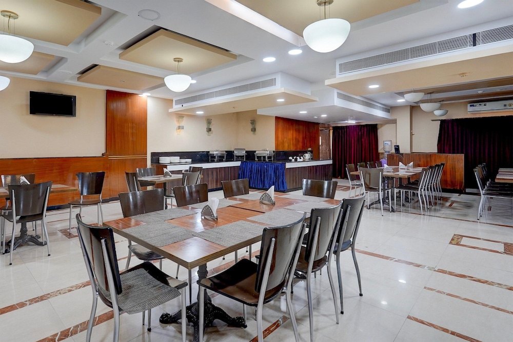 Super Townhouse Koyambedu Royal Plaza