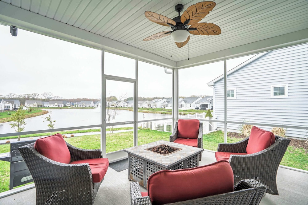 Wild Air Getaway For 12!