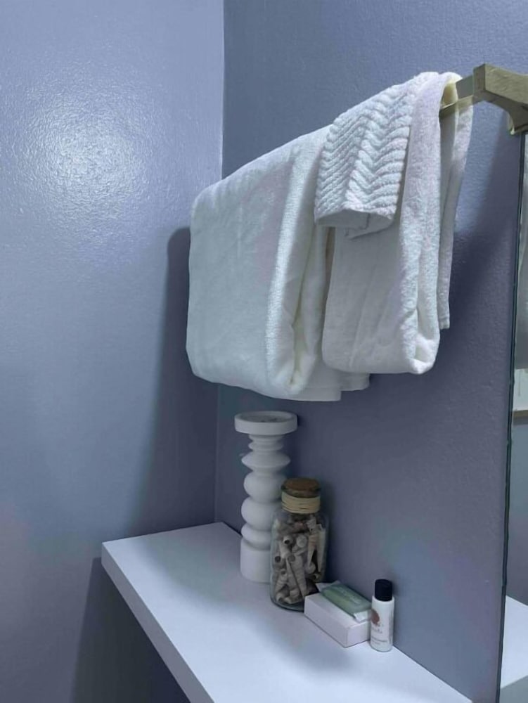 Modern Cozy 1BR Stay in New Kingston