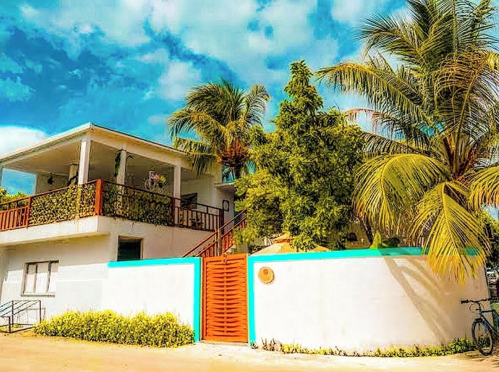Azaya Beach Maldives Thulusdhoo