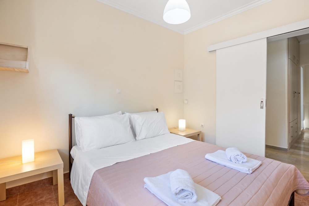 Dragonfly Apartment in Chania