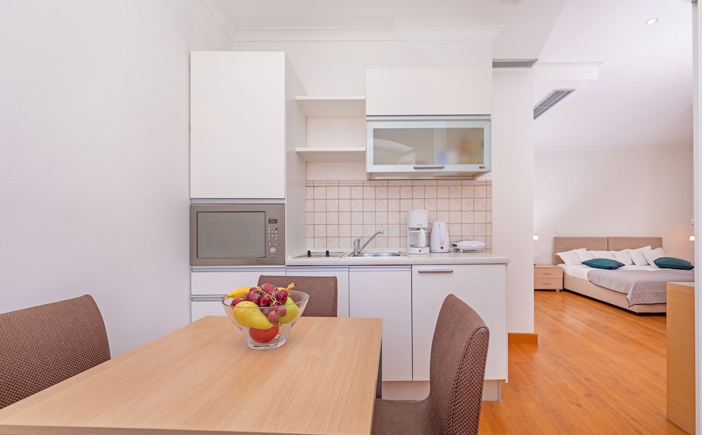 Apartments Feri