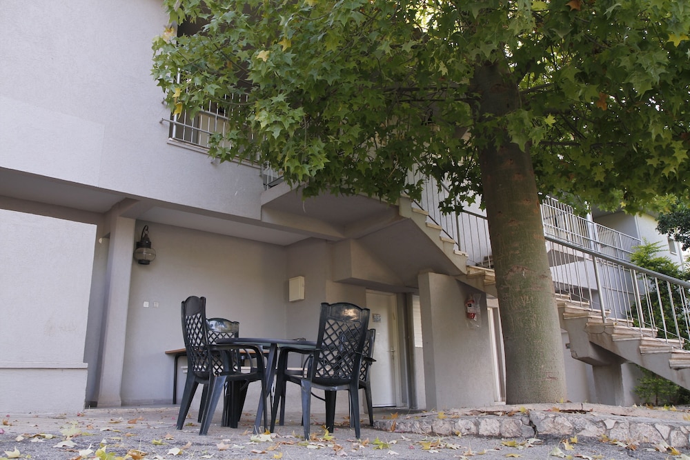 Kibbutz Beit Alfa Guest House view 5