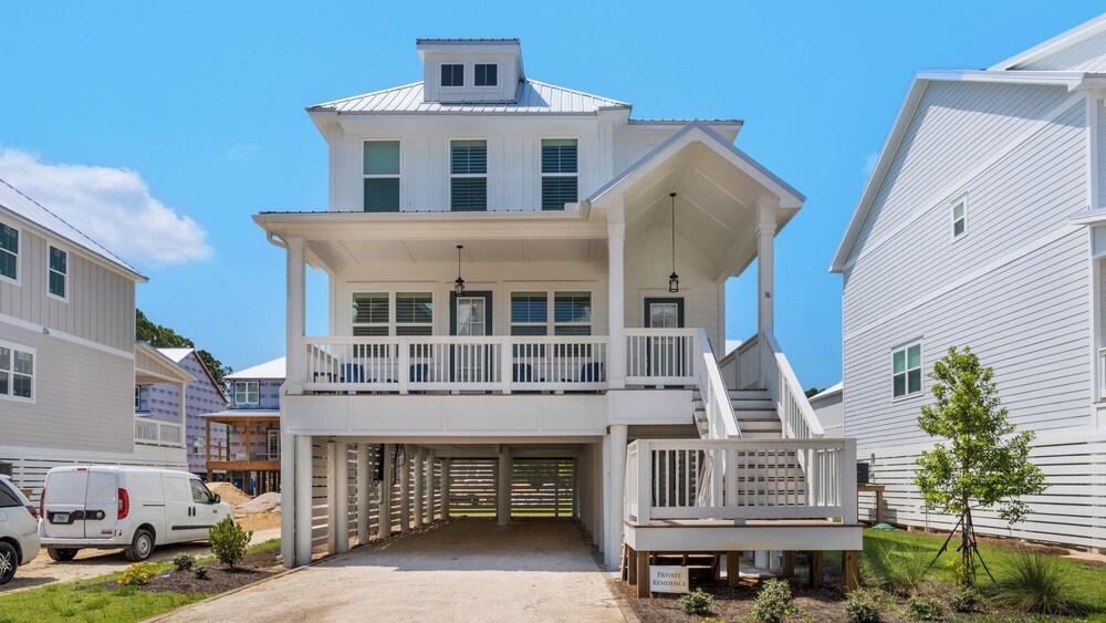 1-minute to the Boat Launch, Boat Parking Under Home, An Experience For Less view 3