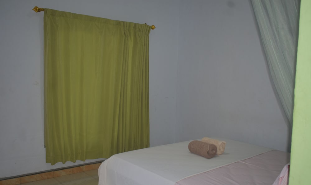 Del Mar Home Stay and Cafe