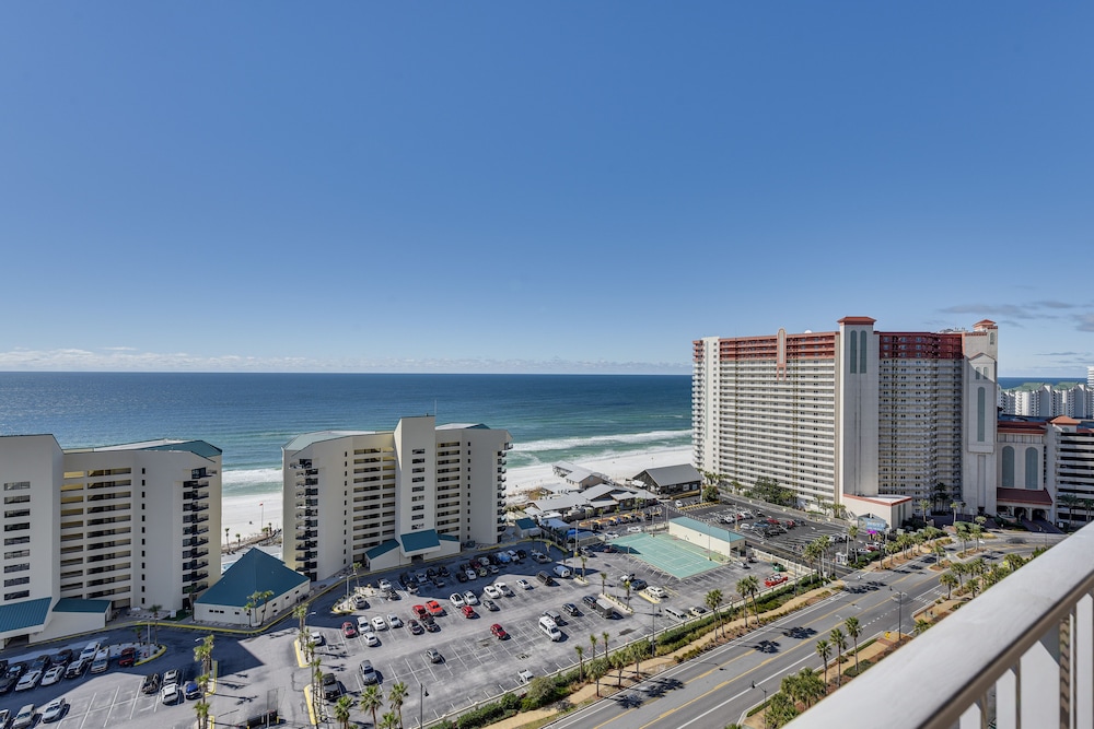 'ocean Oasis': PCB Condo w/ Balcony & Beach Views!