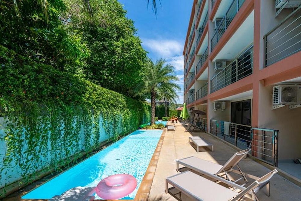 Chill & Relax Stay at Rawai Condo 311