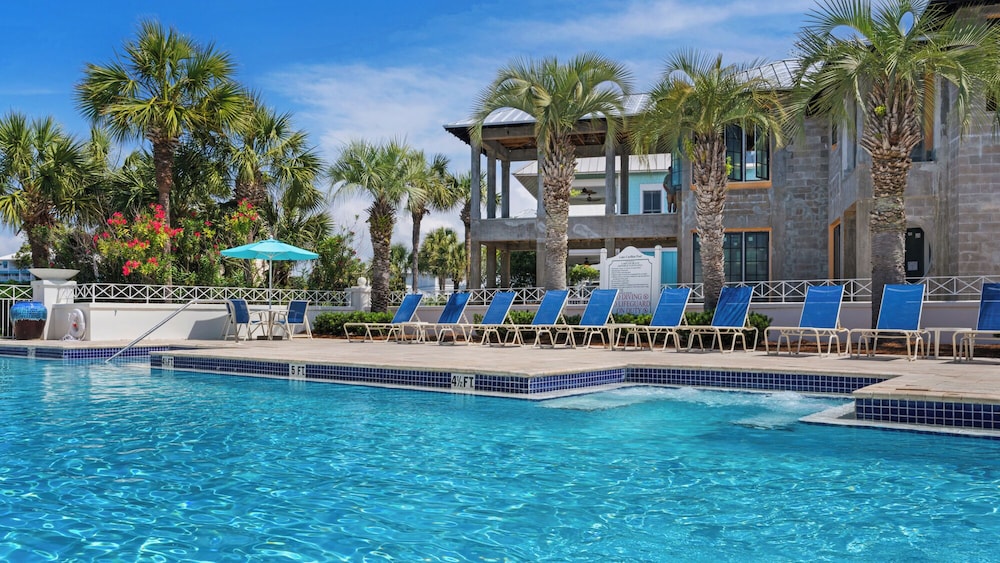 Lakefront Haven in Carillon Beach