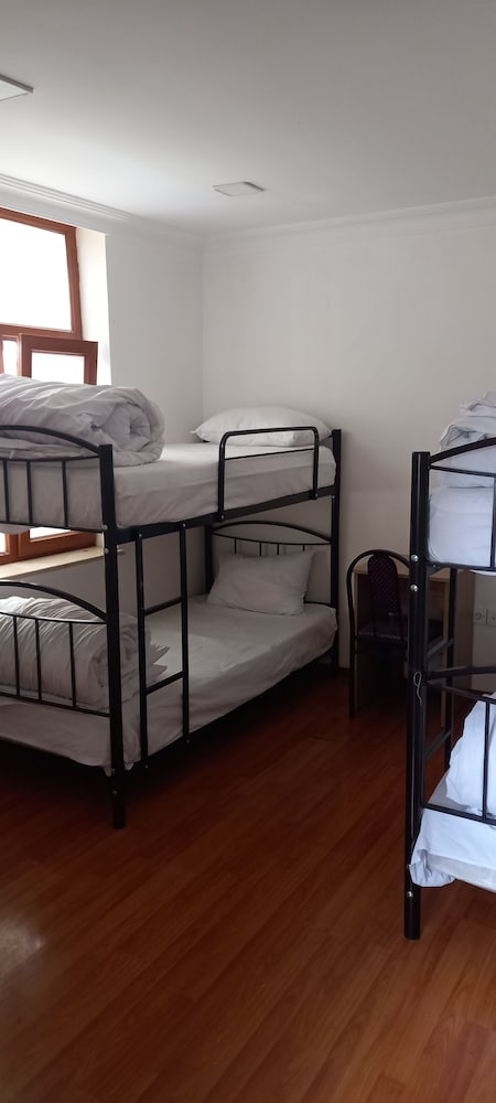 28 may Centr City hostel