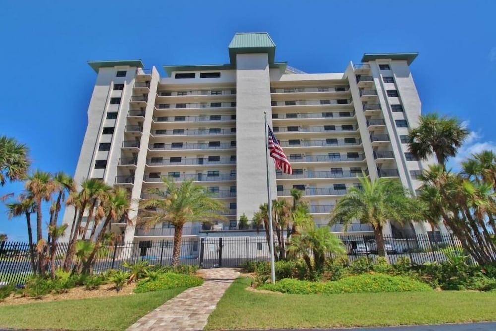 Southwind 904