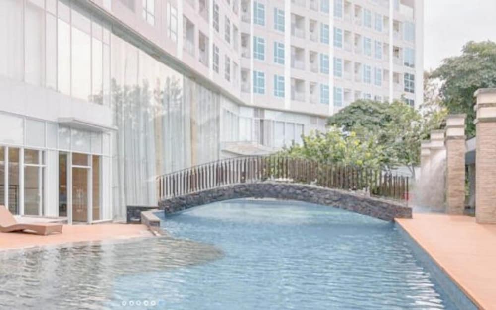 Cozy And Spacious 1Br At Grand Sungkono Lagoon Apartment