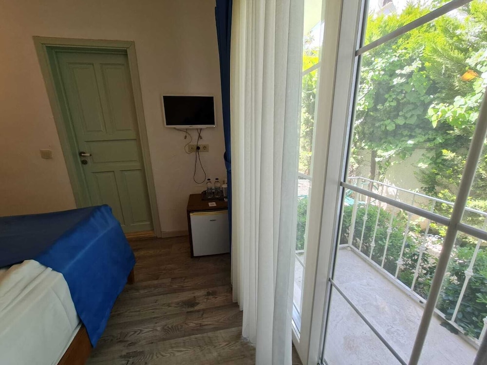 Alaçatı Otel Rebetiko - Image 42