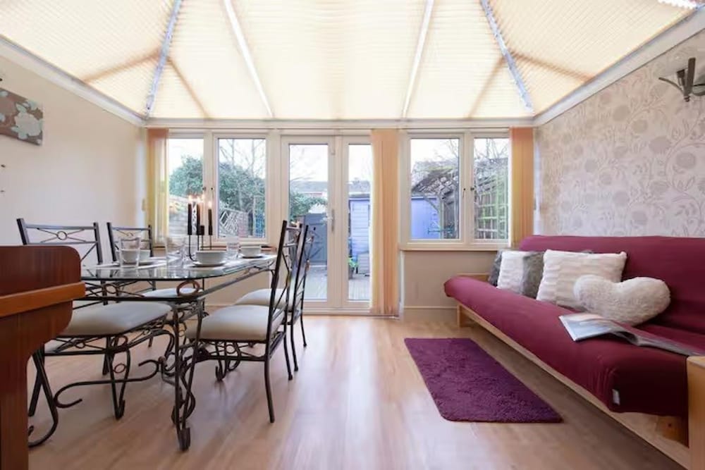 3bedroom Sleeps8 Parking Familyfriendly Nearexcel