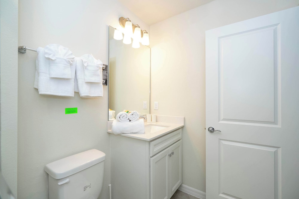 Magical 5BR w Pool Minutes From Disney 16140