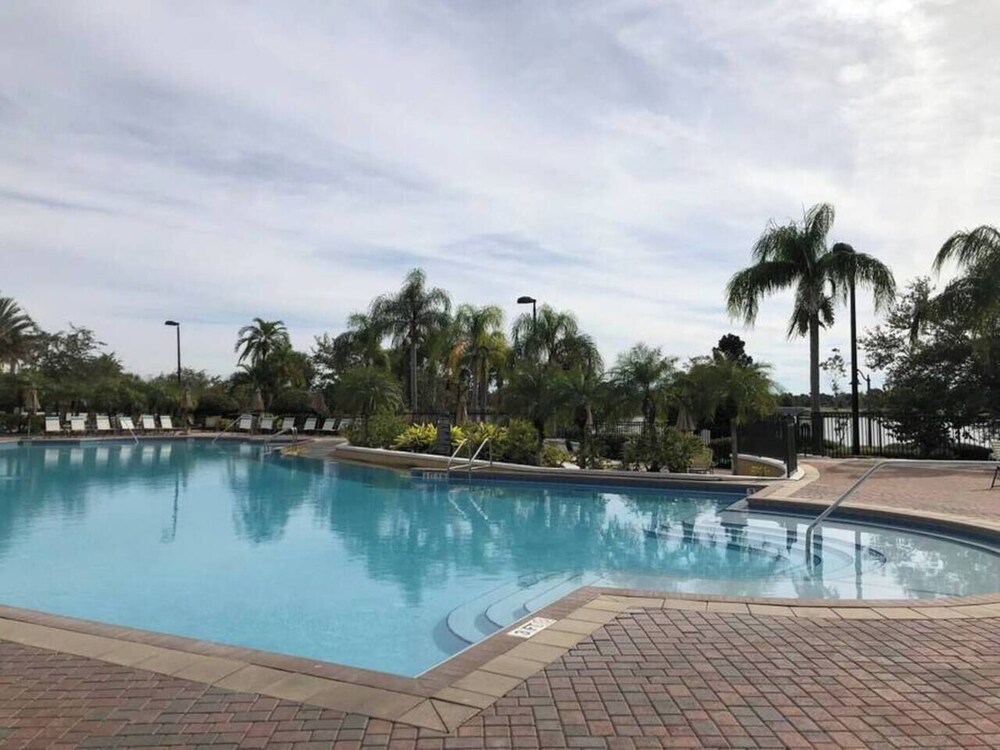 Tideview 66 · NEW Luxury 3 Suites Resort Home. Sleep 9