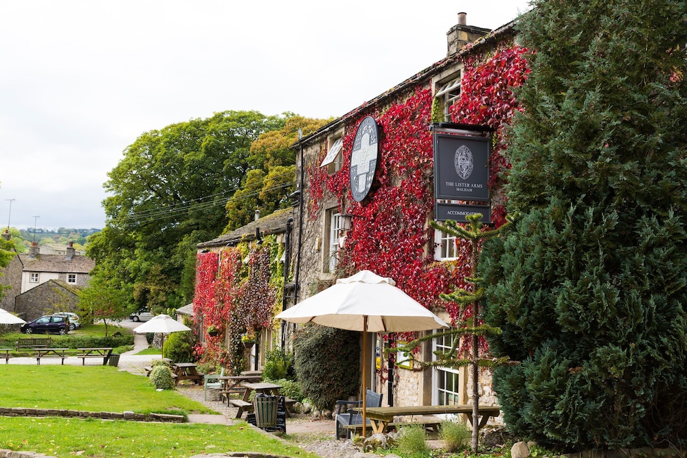 Lister Arms