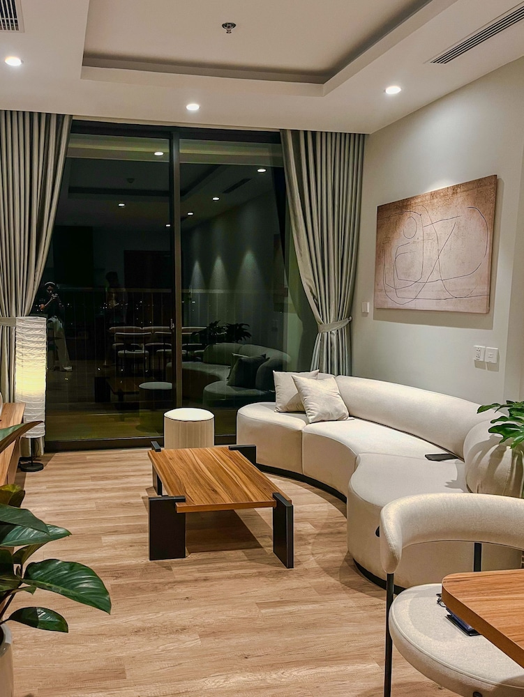 Onsen Landmark Luxury Apartments
