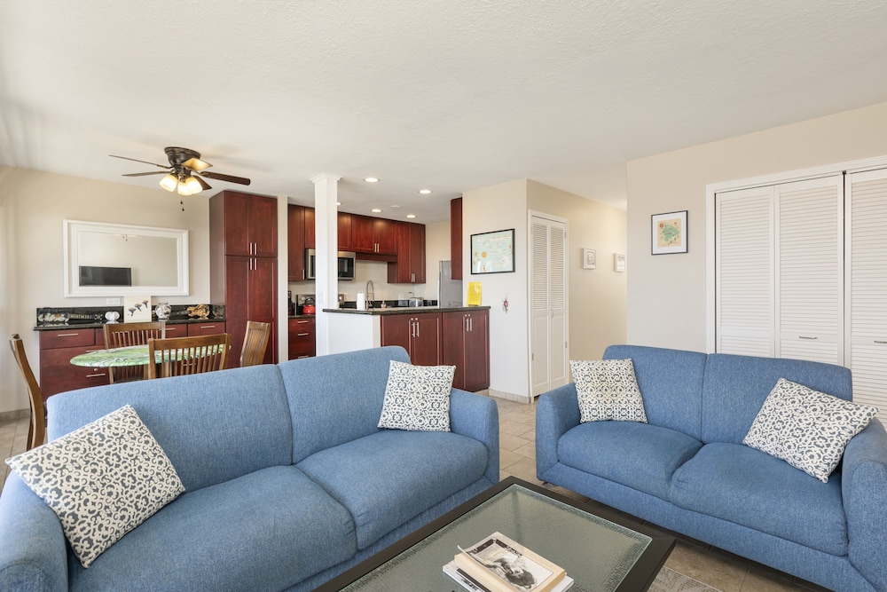 Kona Coffee Villas E246 2 Bedroom Condo