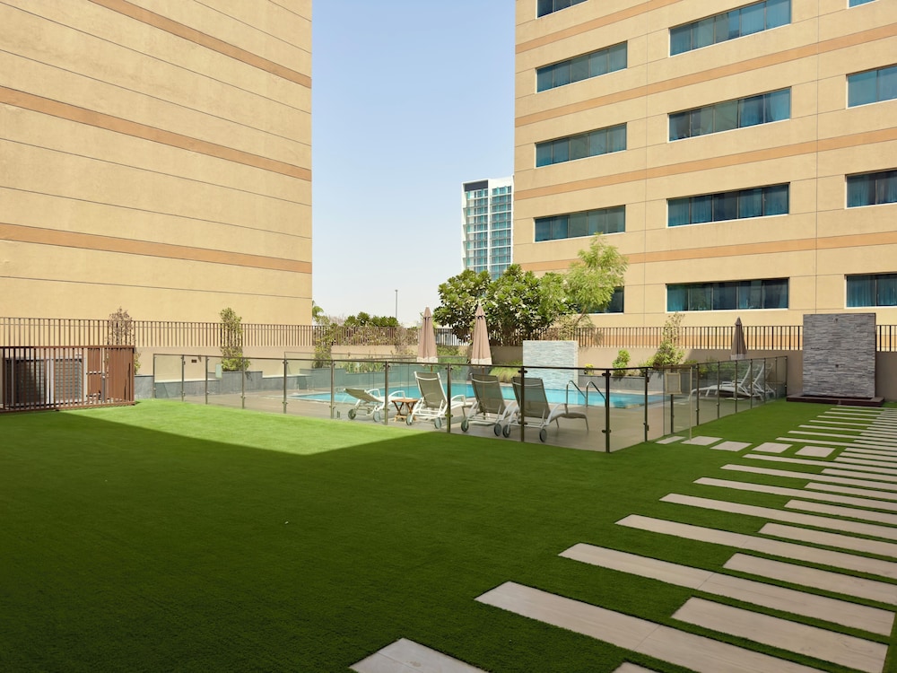 Brand New Stylish Unit near Circle Mall