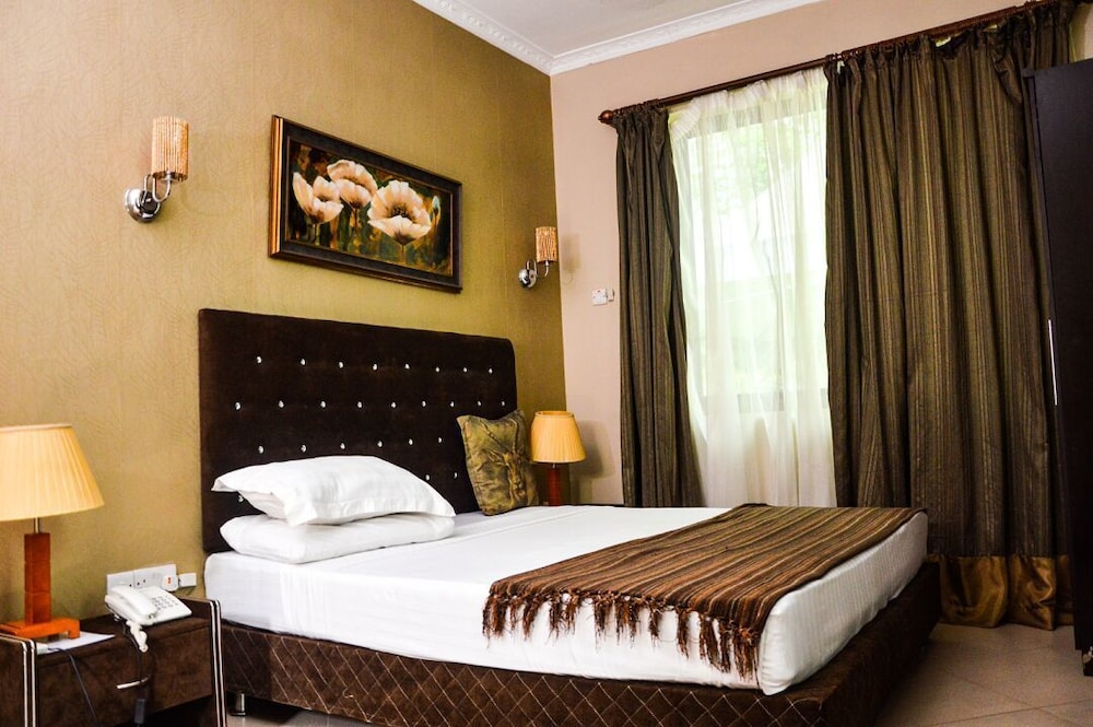 Optima Royale view 3