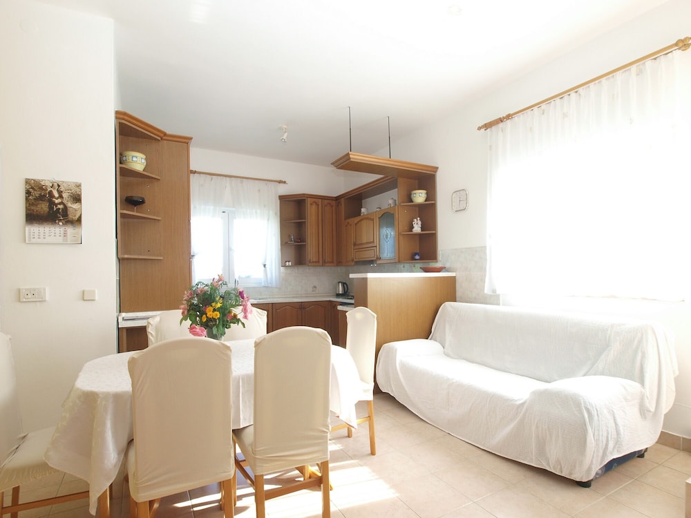 Apartment Anica 770