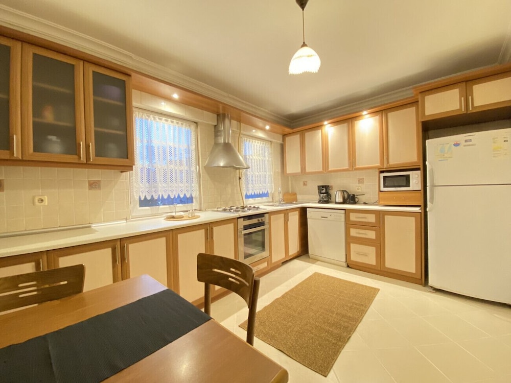 Missafir Sleek Flat in Nisantasi With Terrace