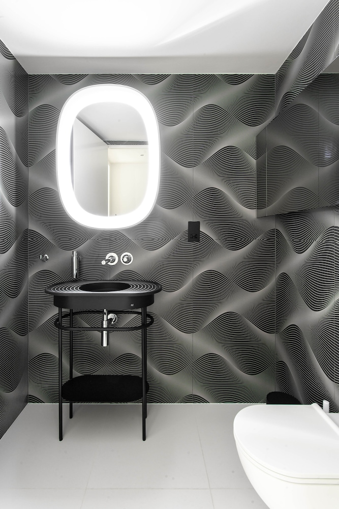 Designer Apartment in Mayfair