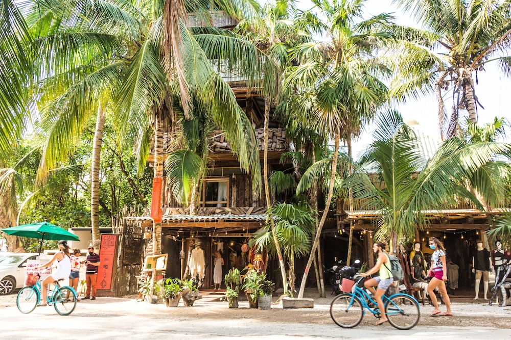 Cancun Vacations - Bambu Gran Palas Hostel Party - Property Image 50