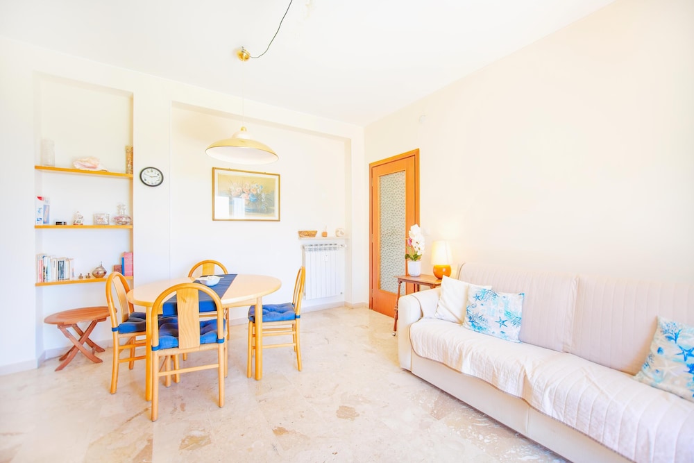 Le Orchidee 14 by Wonderful Italy