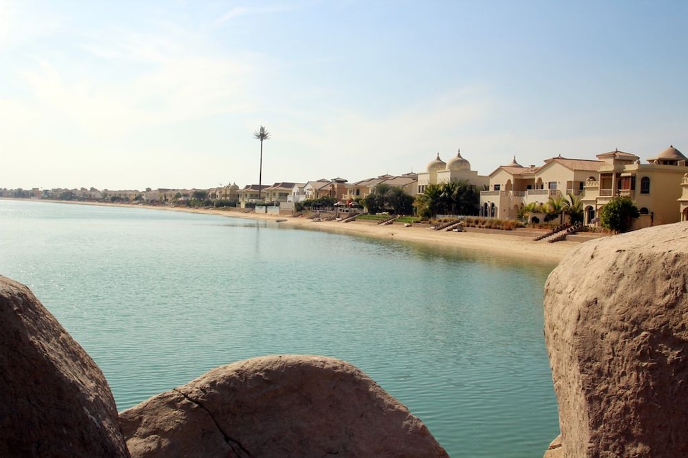 Kennedy Towers - Canal Cove N