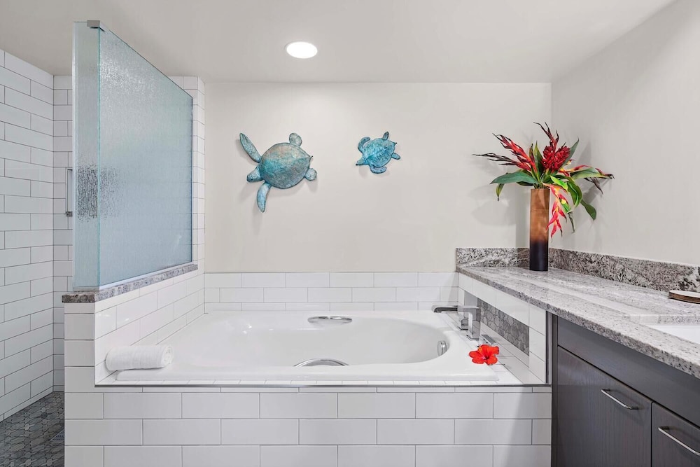 Concierge Included - Ground Floor - No Stairs & Lanai - Vrkcv
