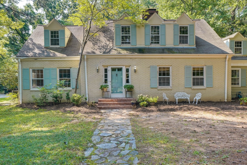 Spacious Durham Apartment Near Downtown view 3
