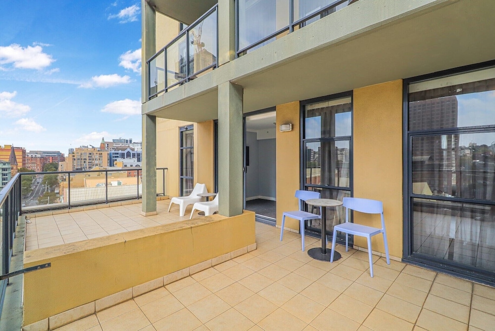 Kozyguru | Haymarket | 2 Bedroom Apartments On George St