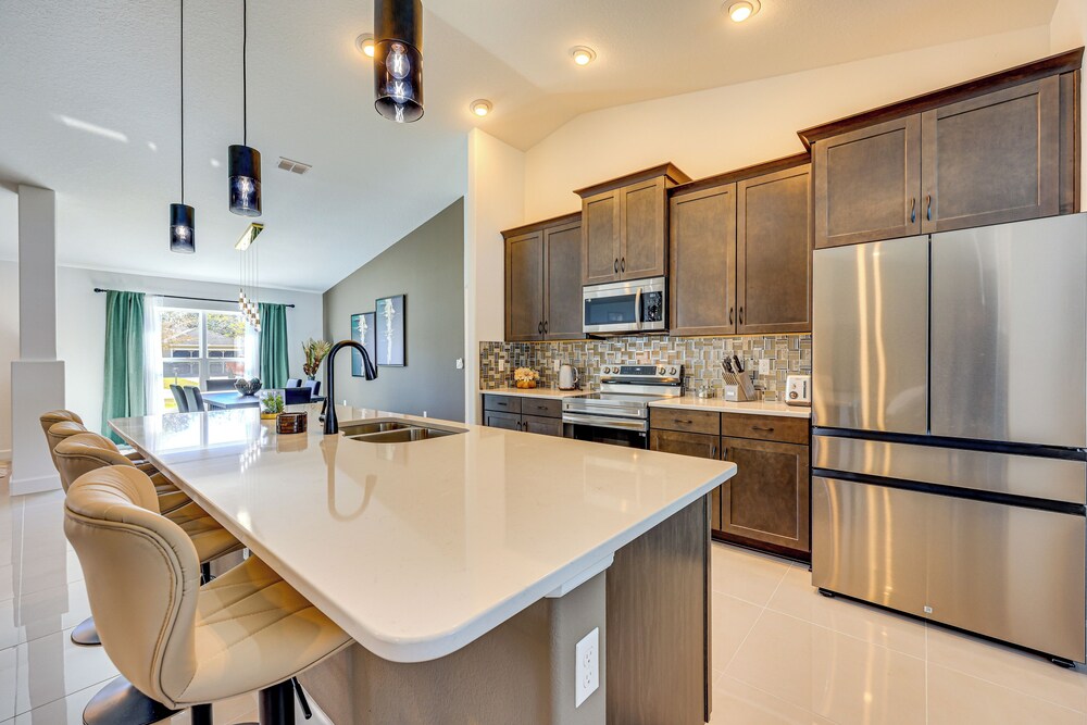 8 Mi to Flagler Beach: Home w/ Outdoor Dining!