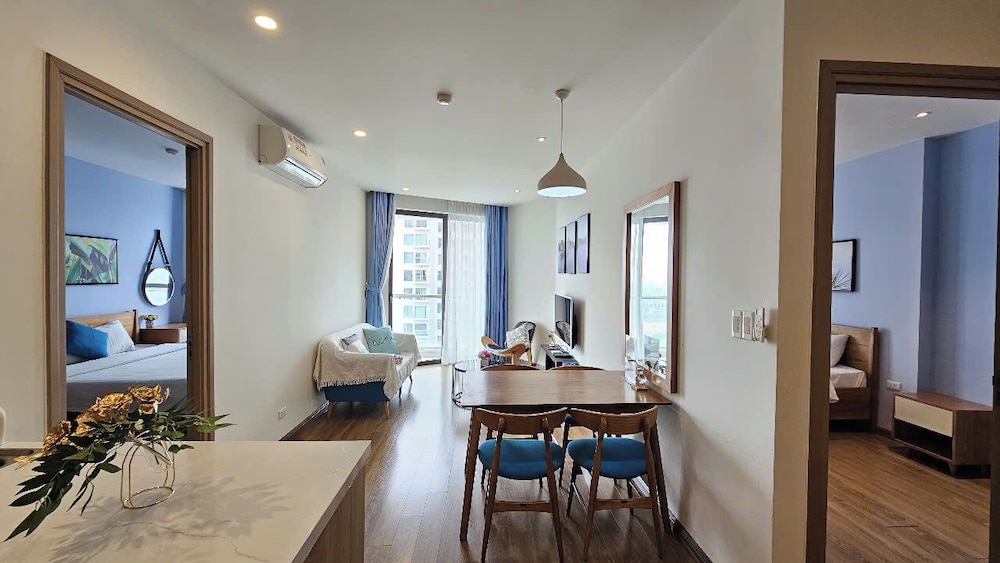 Angela House Ha Long