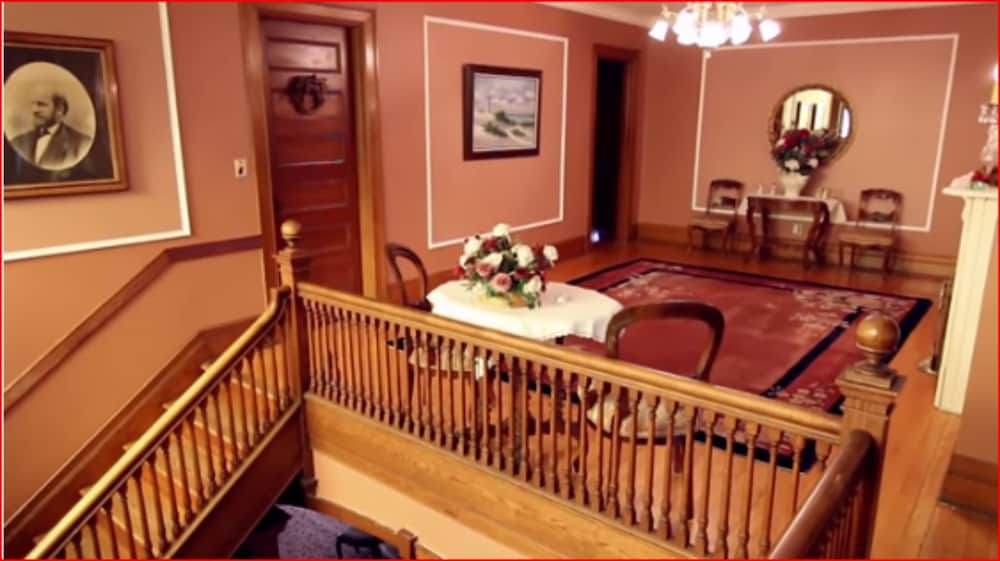 1897 Beekman House