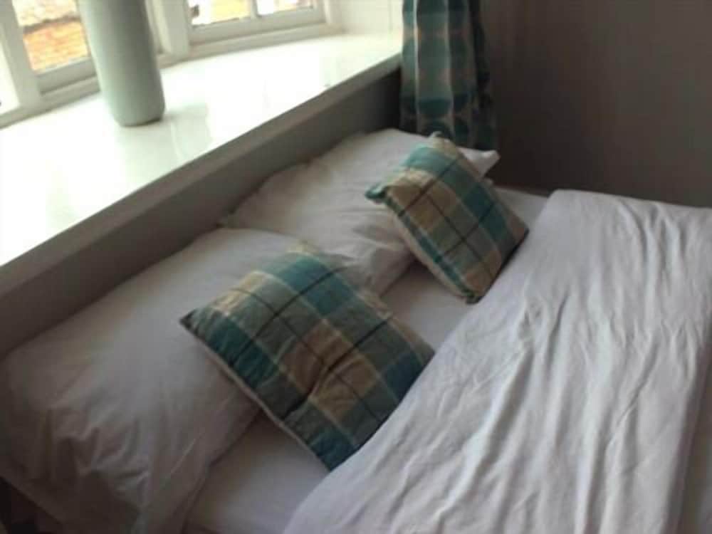 Marlborough Vacations - The Bear Marlborough - Property Image 45