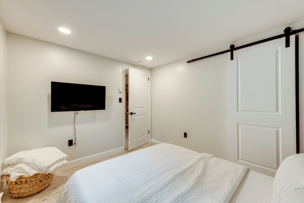 Lake Access at Family-friendly Home in Tobyhanna